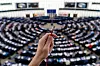 Det nærmer seg slutten på Apples Lightning-port, takket være Europaparlamentet, men kanskje den gir fra seg et siste skrik før den dør helt. Foto: Europaparlamentet (CC BY 2.0)