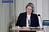 Karoline Riise Kristiansen er språksjef i NRK. Hun måtte møte i Kringkastingsrådet torsdag og forklare hvorfor NRKs robotstemme er så elendig.