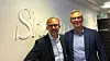 Adm. dir. Sigbjørn Høgne i Sherpa Consulting (til venstre) og adm. dir. i Atea Norge, Michael Jacobs.