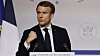 Frankrikes president Emmanuel Macron Macron advarer mot trusselen feilaktig informasjon og falske nyheter på internett utgjør mot demokratiet. Han var selv offer for et massivt hackerangrep og dokumentlekkasje bare dager før valgseieren i 2017.