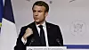 Frankrikes president Emmanuel Macron Macron advarer mot trusselen feilaktig informasjon og falske nyheter på internett utgjør mot demokratiet. Han var selv offer for et massivt hackerangrep og dokumentlekkasje bare dager før valgseieren i 2017.