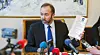 Næringsminister Trond Giske vil gi Altinn 100 millioner ekstra neste år. Det skal sørge for at tjenesten ikke kollapser når folket skal sjekke selvangivelsen og sørge for en rekke nye tjenester.