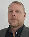 – Å samle tjenester på en felles, kontrollert plattform handler like mye om stabilitet og sikkerhet som om effektivitet, poengterer Anders Fredrikson i Helse Vest IKT. Foto: Privat