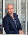 Advokat Stian Langgaard-Nielsen forklarer at arbeidsbeskrivelsen din er hovedspørsmålet når det gjelder hva arbeidsgiveren har opphavsrett på og ikke. Foto: Virke