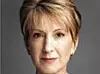 I likhet med Barack Obama, skrev Carly Fiorina en selvbiografi før hun kastet seg inn i politikken.