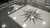 Wikileaks har kommet med den første av flere dokumentssamlinger om hemmelig aktivitet i CIA. Bildet viser logoen til CIA som er avbildet ved CIA-hovedkvarteret i Langley, Virginia.