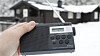 Lokalradioene får fortsette på FM-båndet ut 2031, uten å måtte søke om ny konsesjon i 2025.