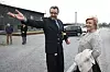 Tolldirektør Bjørn Røse og finansminister Siv Jensen under et besøk i fjor ved grenstasjonen på Svinesund.