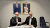 Anders Øygarden, adm.dir.i Airbus Defence and Space AS (t.v.) og Eiliv Ofigsbø, direktør for IKT-kapasiteter i Forsvarsmateriell. Foto: Forsvarsmateriell