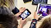 Nesten alle barn har smarttelefon når de er ti år, viser en ny undersøkelse. Dette mener digitaliseringsminister Nikolai Astrup (H) er for tidlig og ber foreldre nekte barna smarttelefon.
