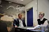 Programleder Tor Atle Syvertsen og kommunikasjonssjef Ann-Kristin Bjergene i E-tjenestens lokaler på Lutvann leir. Kun på dette møterommet fikk Digi.no ta bilder. Foto: Heidi Sævold