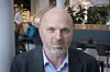 Avdelingsdirektør Svein Sundfør Scheie i sikkerhetsavdelingen i Nasjonal kommunikasjonsmyndighet er ikke i tvil om hvem som må sørge for mer robust kraft til mobil- og fibernett. Her fotografert under seminaret Mobil agenda 28. oktober 2025.