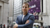 Slack-gründer og toppsjef Stewart Butterfield, her avbildet da selskapet ble børsnotert på Wall Street i fjor sommer.