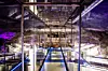 Glass og farget lys fungerer godt i den gamle Pionen-bunkeren, og kunne godt ha blitt brukt som 'location' i en film. Foto: Bahnhof
