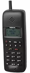 Nokia 1011, den aller første masseproduserte GSM-telefonen. Bilde: Nokia