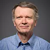 Samfunnet har ikke tatt inn over seg risikoen digitaliseringen utgjør, mener professor Audun Jøsang. Foto: Universitetet i Oslo