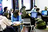 Kommentarforfatteren skriver norske elevers digitale kompetanse oftere stammer fra det de har lært seg på PC-er og nettbrett på fritiden, enn det de har lært på skolen. Men bruken er knyttet til rekreasjon og spill, sjelden til faglig relatert bruk.