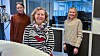 Berit Svendsen (i midten) har gått fra sjefsjobb i Telenor til Vipps, og nå leder hun ski-VM 2025 i Trondheim. I podkasten Teknisk sett karriere snakker hun med journalistene Kjersti Flugstad Eriksen (t.v.) og Tuva Strøm Johannessen om hvorfor det er lurt å skifte jobb ofte.