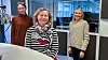 Berit Svendsen (i midten) har gått fra sjefsjobb i Telenor til Vipps, og nå leder hun ski-VM 2025 i Trondheim. I podkasten Teknisk sett karriere snakker hun med journalistene Kjersti Flugstad Eriksen (t.v.) og Tuva Strøm Johannessen om hvorfor det er lurt å skifte jobb ofte.