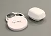 Beacons er små dingsebomser som bruker blåtann-teknologi for å sende ut et predefinert laveffekts-signal. Foto: Andrea Bruer