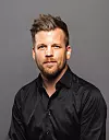 Problemet skal være løst for de fleste, sier Aleksander Aaker, produktsjef for IoT («Internet of Things») i Mitsubishi Electrics avdeling i Norge. Foto: Mitsubishi Electric