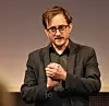 Morten Goodwin er professor i kunstig intelligens ved Universitetet i Agder. Han mener det er det er fullt mulig å simulere den naturlige evolusjonens utvikling av intelligens, men at vi fortsatt er langt unna å simulere hele evolusjonsprosessen. Foto: Universitetet i Agder