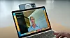 Slik ser det ut når du monterer en Iphone på en MacBook for å bruke telefonen som webkamera. Foto: Apple