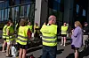 Telia-ansatte holder streikevakt utenfor Telias lokaler på Økern torsdag morgen.