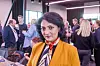 Avdelingsdirektør for marked og tjenester i Nasjonal kommunikasjonsmyndighet, Kamilla Sharma, har levert en ny regulering av mobilmarkedet for de neste tre årene. Her fotografert under Nkom agenda høsten 2023.