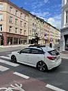 Apple Maps snirklet seg gjennom Grünerløkka den 10. august 2021. Her avbildet ved Thorvald Meyers gate og Helgesens gate. Foto: Marius Bråta Jørgenrud