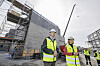 Her besøker Nkom-direktør John-Eivind Velure og digitaliseringsminister Karianne Tung (Ap) Skygards datasenter på Økern i Oslo.