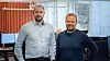 Tarjei Færøyvik Damman (fra v.) og John Kristian Sandvik i Storebrand, som nå har startet utviklingen av nytt utbetalingssystem for pensjon. Foto: Storebrand