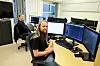 Utvikler nettsider: Difi har ansvaret for en rekke nettsteder. Håvard Tørresen (nærmest) og Håvard England jobber med webutvikling Foto: Jørn-Arne Tomasgard