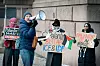 «Ikke gi dem våre data»: Demonstranter markerte kraftig motstand mot Tolletatens bruk av Palantir, med krav om beskyttelse av norske borgeres informasjon. Foto: Eirik Helland Urke