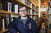 – Utfordringen er å få elevene til å vurdere hva det kan være interessant å bruke data til, mener John Burk, som er gjesteforsker ved Centre for Computing in Science Education (CCSE) ved UiO. Foto: Julie Kalveland/UiO