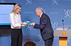 Justisministeren understreket at hun ikke hadde sett rapporten før den ble formelt overrekt, og trengte tid til å gå gjennom den før hun kunne kommentere. Foto: Are Thunes Samsonsen Foto: Are Thunes Samsonsen