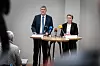 Espen Hanken, politiadvokat i Kripos, og Kathrine Tonstad, politiadvokat i PST, på pressekonferansen tirsdag ettermiddag. Foto: Eirik Helland Urke