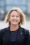 Ingrid Schjølberg er mektig stolt av økningen i antall søkere til NTNUs sivilingeniørprogram innen cybersikkerhet og datakommunikasjon. Foto: Geir Mogen
